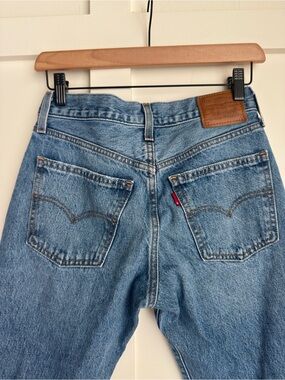 Levi's Blue Men's Relaxed Straight-Leg Jeans
